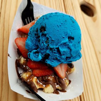 The Dolly Llama - Nutella waffle with ultimate cookie monster - Desserts Near Me - Pearland, Texas The Dolly Llama - Nutella waffle with ultimate cookie monster - Desserts Near Me - Pearland, Texas