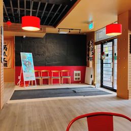 Mr Maocai - Inside the restaurant - interior - Hot Pot Near Me - Ottawa, Ontario