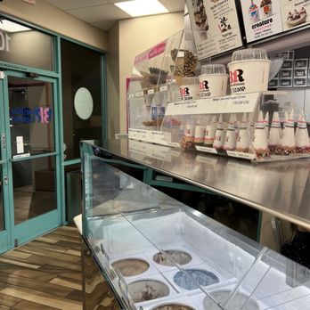 Baskin-Robbins - Baskin Robbins - Sahara & Fort Apache Las Vegas, NV June 2026 - Ice Cream & Frozen Yogurt Near Me - Las Vegas, Nevada Baskin-Robbins - Baskin Robbins - Sahara & Fort Apache Las Vegas, NV June 2026 - Ice Cream & Frozen Yogurt Near Me - Las Vegas, Nevada