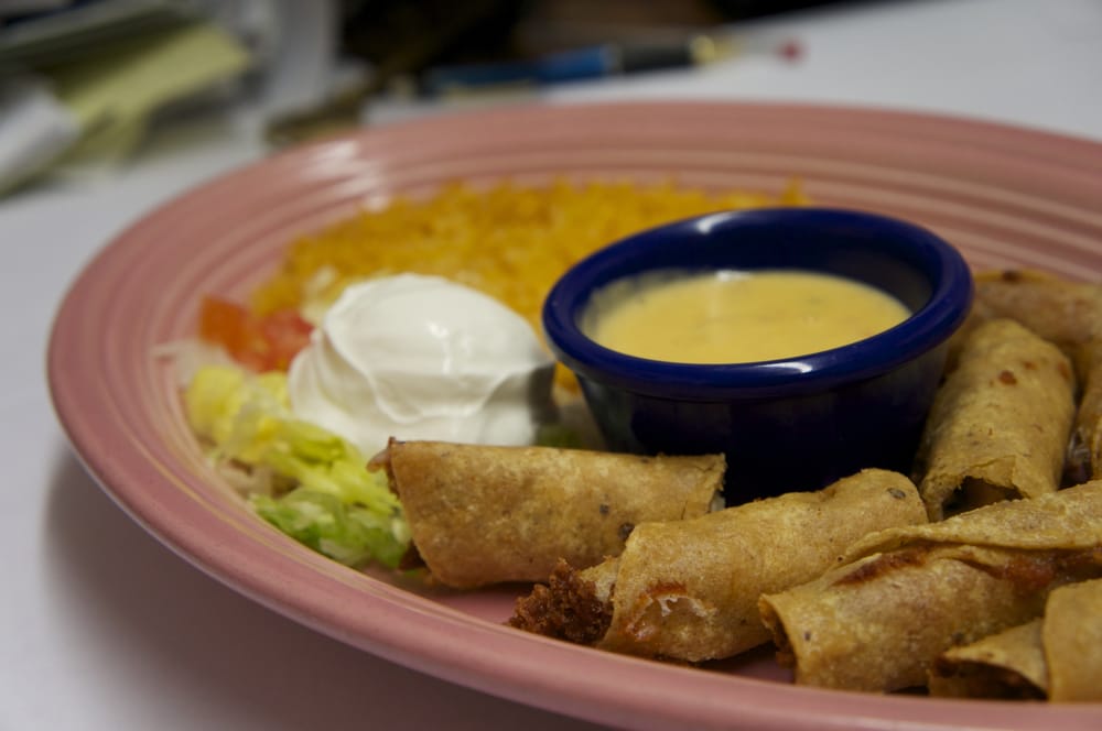 La Hacienda - Photo 2