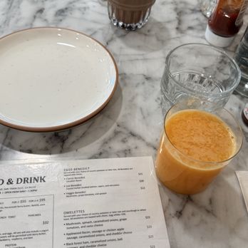 Board and Drink - Fresh-squeezed orange juice and hot chocolate - Breakfast & Brunch Near Me - San Francisco, California