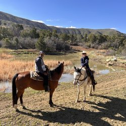 Mesa Verde Stables - Riding with Mac