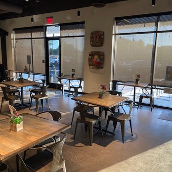 Someburros - South Chandler - Dining area - Mexican Near Me - Chandler, Arizona