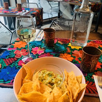 La Cantina - Mexican Near Me - Montreal, Quebec