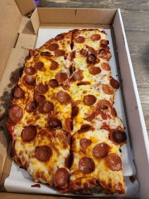 Bocce Club Pizza by null