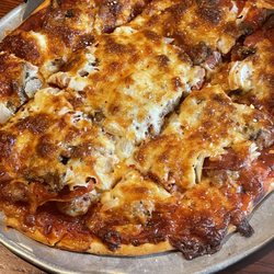 House of Pizza - Sausage, pepperoni mushroom and onion light sauce, sprouted well. One of the best you can get.