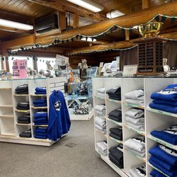 Yukon Quest Intl - Inside the shop.