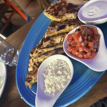 Rosa Mexicano - Chicken and cheese quesadilla - Mexican Near Me - New York, New York Rosa Mexicano - Chicken and cheese quesadilla - Mexican Near Me - New York, New York