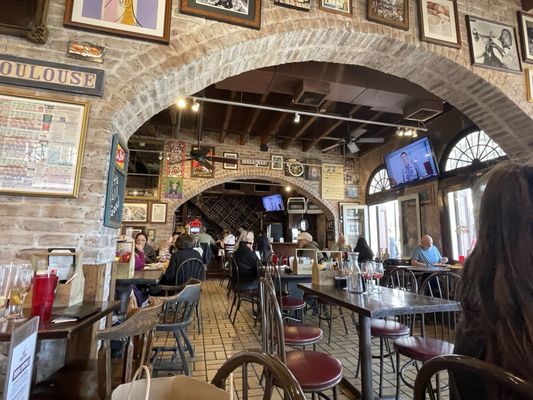 Cafe Maspero by null