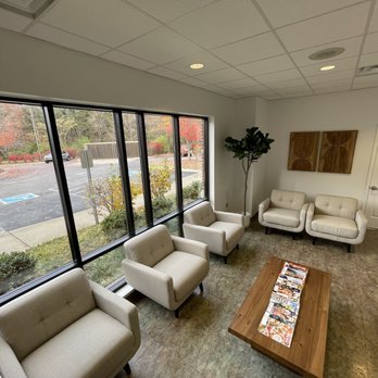 West Bluff Dental - Waiting Room - General Dentistry Near Me - Knoxville, Tennessee West Bluff Dental - Waiting Room - General Dentistry Near Me - Knoxville, Tennessee