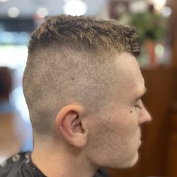 Roosters Men'S Grooming Boston: Ultimate Style & Care Guide