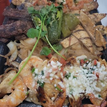 Vida Mariscos - Vida parillada for 2 - Seafood Near Me - Katy, Texas
