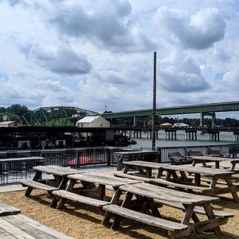 Little Bridge Marina - Barbeque Near Me - Gadsden, Alabama Little Bridge Marina - Barbeque Near Me - Gadsden, Alabama