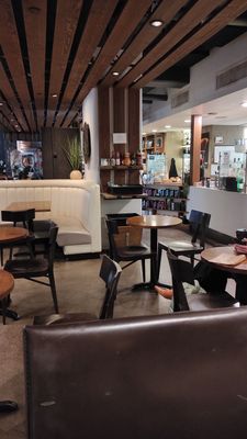 laptop friendly cafe