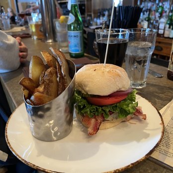 Madison Crossing Lounge - Huckleberry Burger - American Near Me - West Yellowstone, Montana Madison Crossing Lounge - Huckleberry Burger - American Near Me - West Yellowstone, Montana