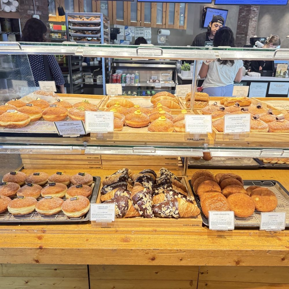 Tous Les Jours - Bakeries Near Me - Glenview, Illinois Tous Les Jours - Bakeries Near Me - Glenview, Illinois