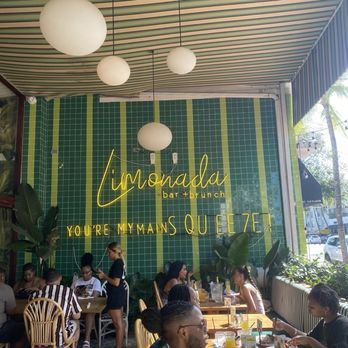 Limonada Bar + Brunch - Front patio - Breakfast & Brunch Near Me - Miami Beach, Florida