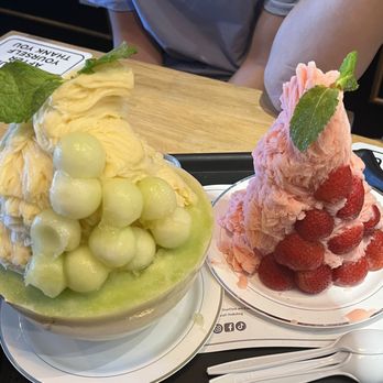 Oakobing - Mango Melon Shaved Ice, Strawberry Shaved Ice - Shaved Ice Near Me - Los Angeles, California