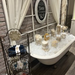 How cute is this bath display?! How cute is this bath display?!