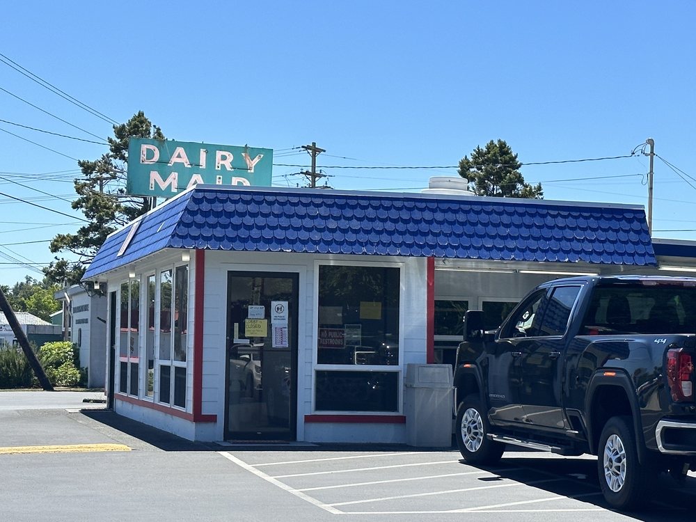 Dairy Maid Logo