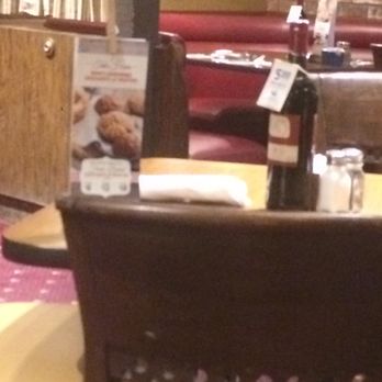Mimi's Cafe - Even more empty tables - Breakfast & Brunch Near Me - Downey, California