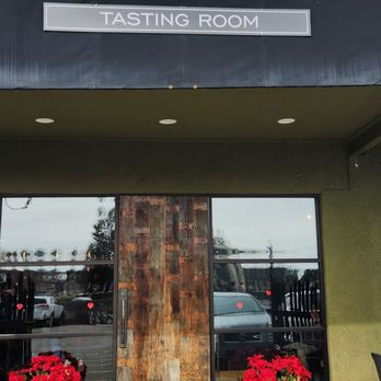 VML - Wine Tasting Room Near Me - Healdsburg, California VML - Wine Tasting Room Near Me - Healdsburg, California
