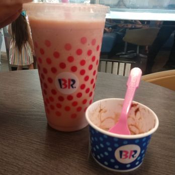 Baskin-Robbins - Rainbow freeze...and it was a jamoca almond fudge - Ice Cream & Frozen Yogurt Near Me - Fresno, California Baskin-Robbins - Rainbow freeze...and it was a jamoca almond fudge - Ice Cream & Frozen Yogurt Near Me - Fresno, California