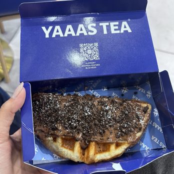 Yaaas Tea - Nutella croffle with Oreo pieces - Bubble Tea Near Me - Westbury, New York Yaaas Tea - Nutella croffle with Oreo pieces - Bubble Tea Near Me - Westbury, New York