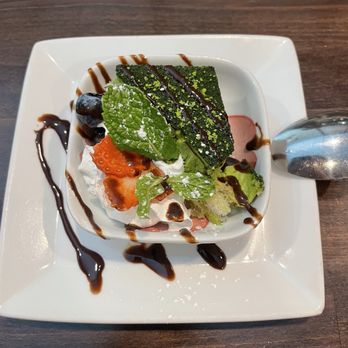 Fuji Sushi - Green Tea Tiramisu - Sushi Bars Near Me - Seattle, Washington