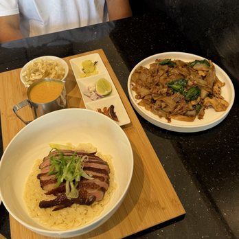Kapow Thai Eatery - Thai Near Me - Union City, California