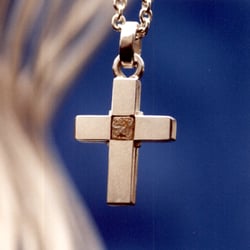 Goldschmiedeatelier Silke Blank - Männerschmuck Kreuz Silber Rohdiamant
