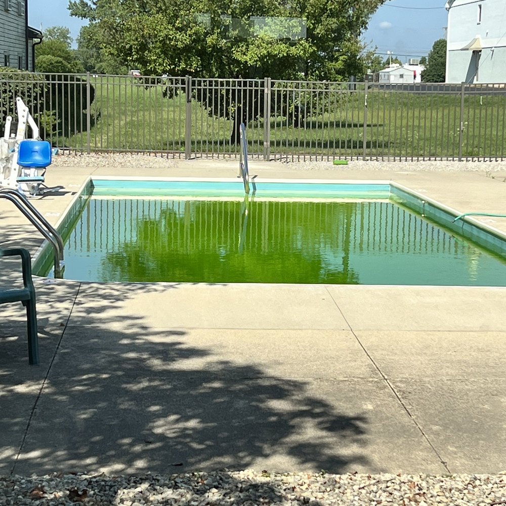 Quality Inn - Green pool - Hotels Near Me - Sidney, Ohio