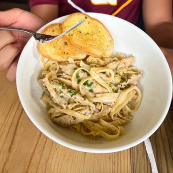 Ten Tavern - Chicken Alfredo - American Near Me - Clovis, California