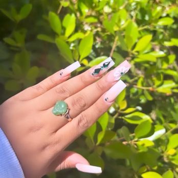 Nail Bar - Full set ( Ombré pink and white with 3D flowers) - Nail Salons Near Me - Menifee, California Nail Bar - Full set ( Ombré pink and white with 3D flowers) - Nail Salons Near Me - Menifee, California