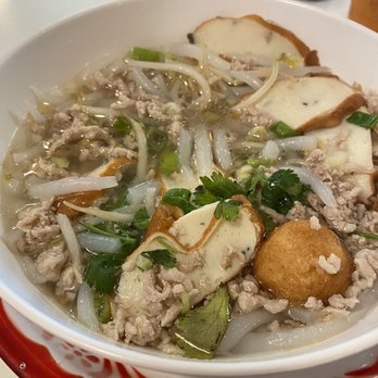 Sweet Rice - Pin noodle soup - Thai Near Me - Gardena, California