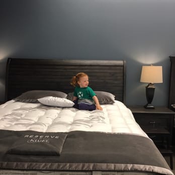 Mancini's Sleepworld - Laurel Heights - Furniture Stores Near Me - San Francisco, California Mancini's Sleepworld - Laurel Heights - Furniture Stores Near Me - San Francisco, California
