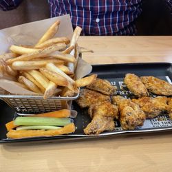 Shoeless Joe's Sports Grill - Peterborough