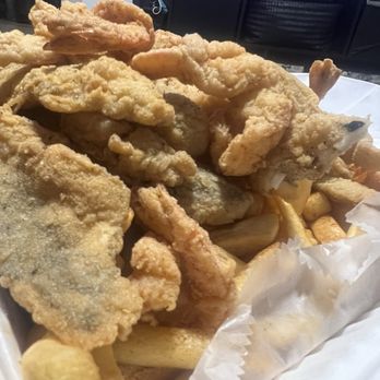 Kevin's Seafood - The fish Fillet and Shrimp Combo Dinner with whiting - Seafood Near Me - New Haven, Connecticut Kevin's Seafood - The fish Fillet and Shrimp Combo Dinner with whiting - Seafood Near Me - New Haven, Connecticut