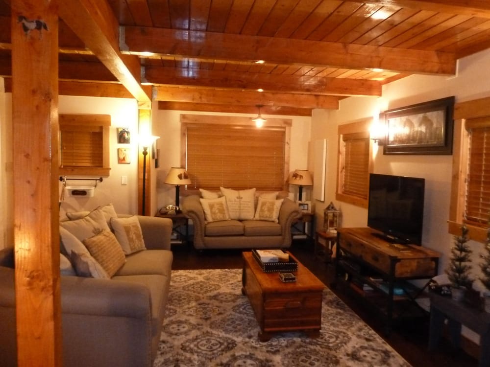 CORNELL MANN GREAT WESTERN REAL ESTATE Updated May 2024 8800 SE