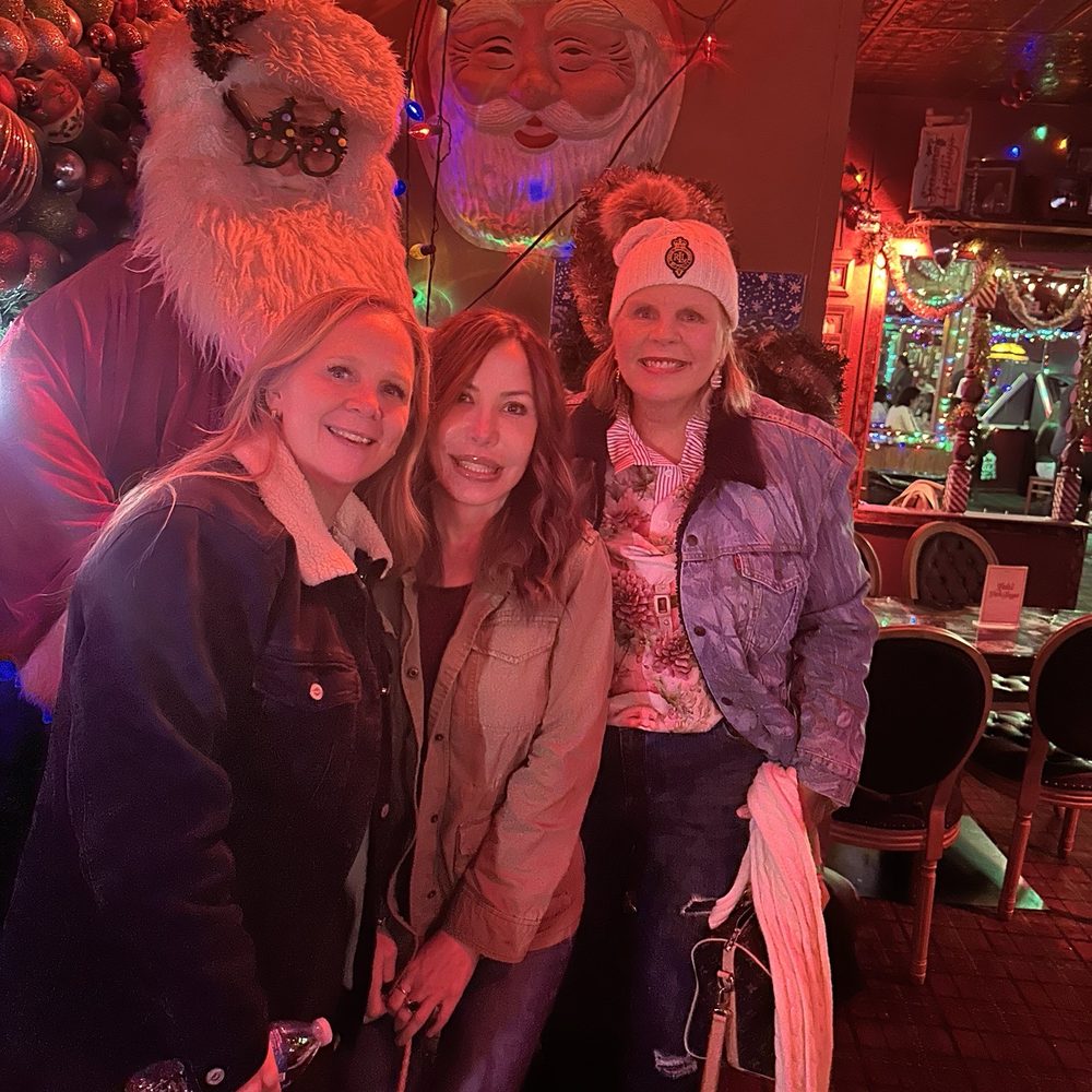 Lala’s Little Nugget - Santa inside - Dive Bars Near Me - Austin, Texas Lala’s Little Nugget - Santa inside - Dive Bars Near Me - Austin, Texas