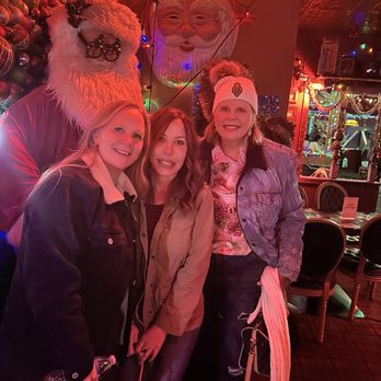 Lala’s Little Nugget - Santa inside - Dive Bars Near Me - Austin, Texas Lala’s Little Nugget - Santa inside - Dive Bars Near Me - Austin, Texas