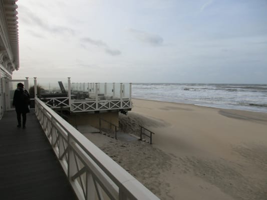 Breakers Beach House by null