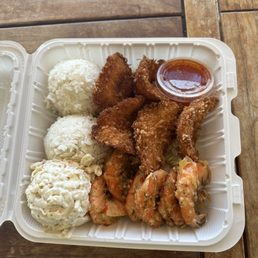 Mini kanak with coconut shrimp and garlic shrimp Mini kanak with coconut shrimp and garlic shrimp