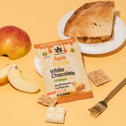 Simply Crafted - Legacy Cup Winner 2025 - Apple Crumble White Chocolate by Simply Crafted