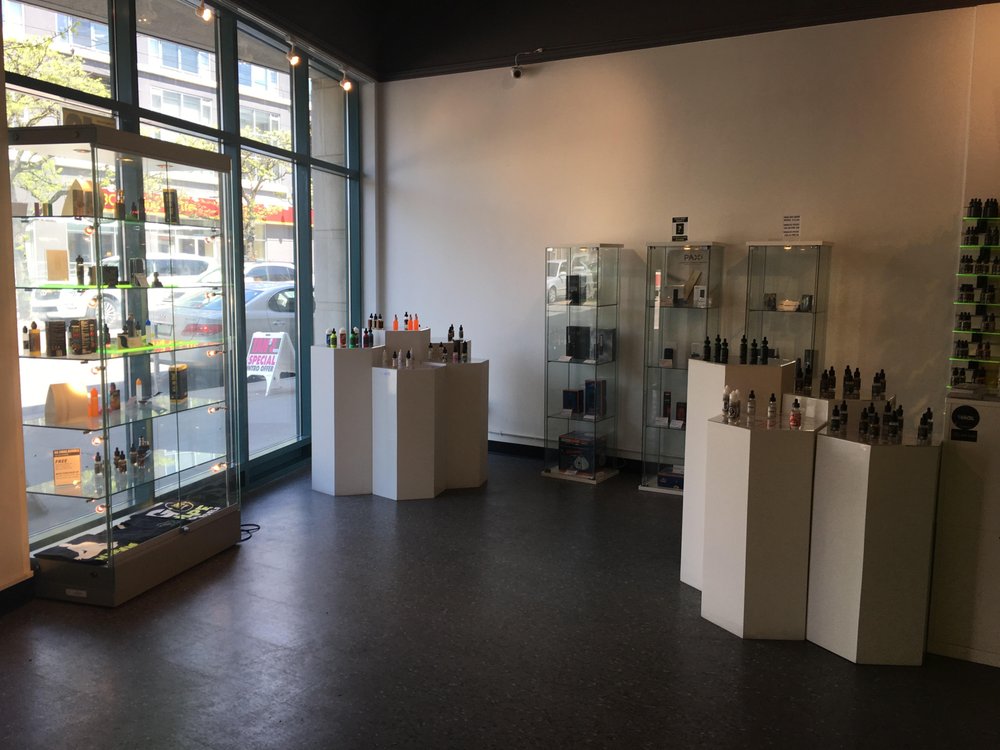 180 Smoke Vape Shop In Toronto Yelp
