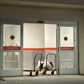 Public Storage - Self Storage Near Me - La Mirada, California