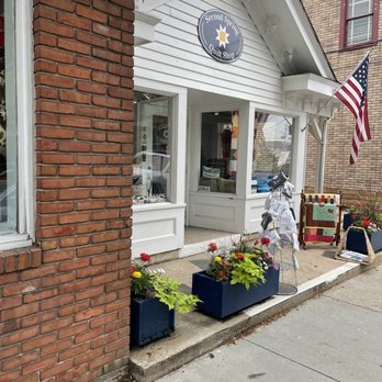 Second Spring Quilt Shop - Storefront - Fabric Stores Near Me - Southold , New York Second Spring Quilt Shop - Storefront - Fabric Stores Near Me - Southold , New York
