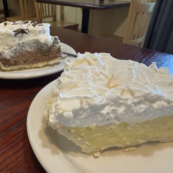 Reunion Station - American Near Me - Damariscotta, Maine