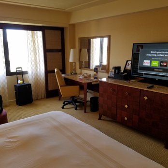 Long Beach Marriott - Work area, my office away from home - Hotels Near Me - Long Beach, California Long Beach Marriott - Work area, my office away from home - Hotels Near Me - Long Beach, California