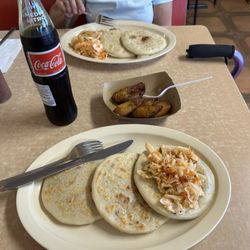 Rinconsito Latino - Pupusa lunch special